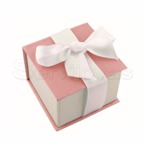 Caja Iberia Para Anillo Listón/Imán Rosa Medidas: 5.8x5.8x4cm 2011
