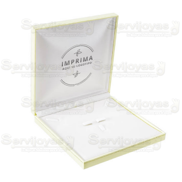 Estuche Delux Carte Collar con Aretes y Anillo Marfil Medidas: 19x19.6x3.5cm 3814.DX