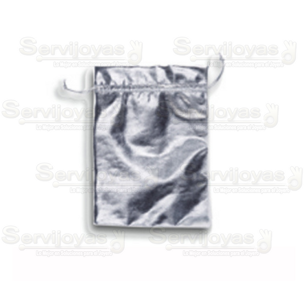 Bolsa Metalizada Mediana Plateada Medidas: 16.5x11.5cm 2461.SL